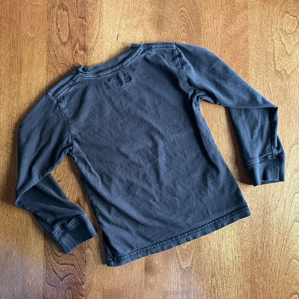 Carhartt black tee with magenta logo 3T